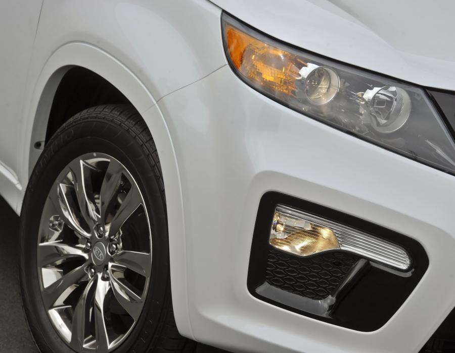  Kia Sorento 2013 года  (US) (фото 31 из 46)